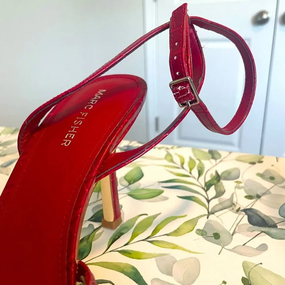 Marc Fisher Burgundy Red Strappy Heels,‎ Size 10